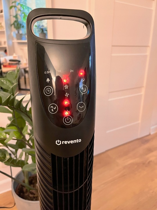 Wentylator Wiatrak Kolumnowy Obrotowy + PILOT Revento Zephyr Black Czarny