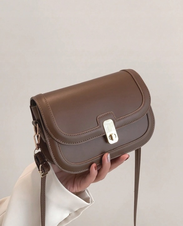 TOREBKA DAMSKA BRĄZOWA CIEMNA SKÓRZANA NA RAMIĘ LISTONOSZKA PASEK EKO D08