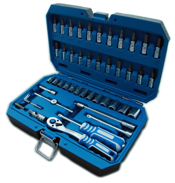 Zestaw Narzędzi Hogert Technik HT1R416