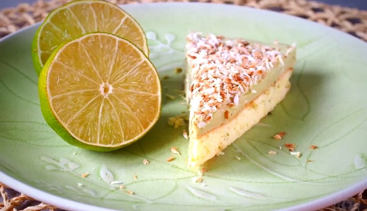 MIKSER RĘCZNY ROBOT KUCHENNY 5 PRĘDKOŚCI + 4 KOŃCÓWKI HAKI TRZEPACZKI 200W