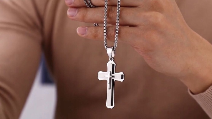 DUŻA ZAWIESZKA KRZYŻYK SREBRNY Z ŁAŃCUSZKIEM STAL