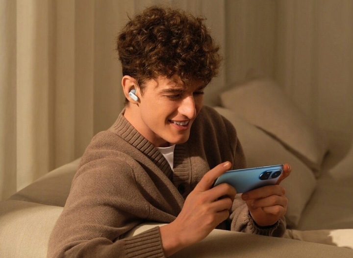 BIAŁE SŁUCHAWKI DOKANAŁOWE OPPO Enco Buds2 Pro Do Telefonów Bluetooth