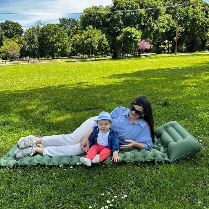 MATA SAMOPOMPUJĄCA KARIMATA DMUCHANA MATERAC 200X70X10CM zPODUSZKĄ MATERAC