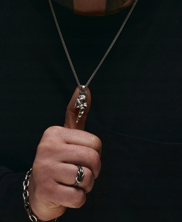 Srebrny wisiorek ZEUS. LIGHTNING