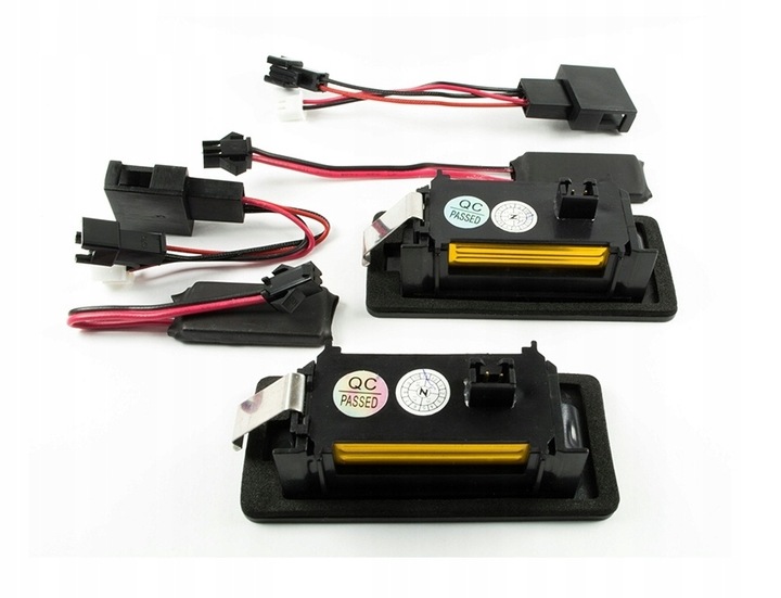 AUDI VOLKSWAGEN LAMPKI OŚWIETLENIA TABLICY REJESTRACYJNEJ A1 A6 A7 TT B6 B7