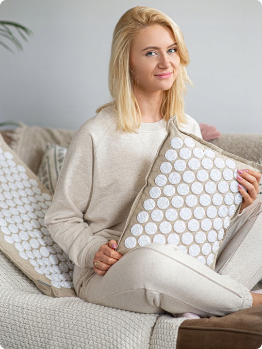 MATA DO AKUPRESURY Z KOLCAMI + PODUSZKA + TORBA