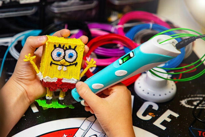 ZESTAW MAGICZNY DŁUGOPIS 3D PEN DRUKARKA STOJAK + WKŁADY DLA DZIECI 65M