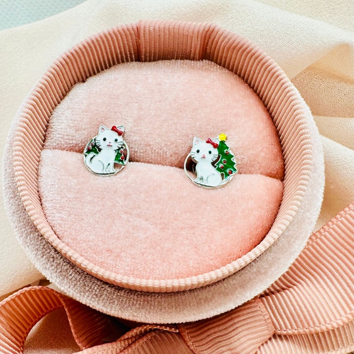 KOLCZYKI SREBRNE DLA DZIEWCZYNKI KOTKI ŚWIĄTECZNE ASYMETRYCZNE NA PREZENT