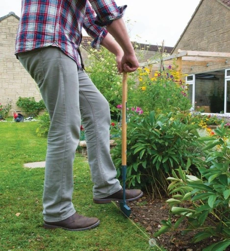 NÓŻ DO PRZYCINANIA KRAWĘDZI TRAWNIKA ZE STALI WĘGLOWEJ 235757