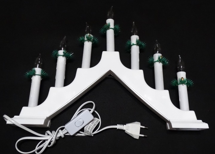 ŁADNY ŚWIECZNIK ADWENTOWY MIGAJĄCY PŁOMIEŃ 7 LED