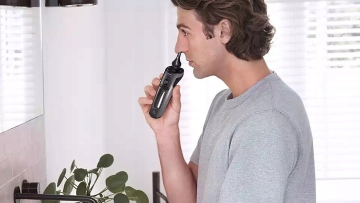 Golarka elektryczna Philips do golenia na sucho i na mokro SP9872/15