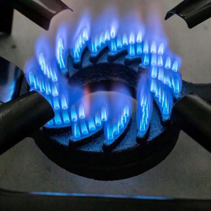 Taboret gazowy Kuchenka Turystyczna 30x30cm Palnik Żeliwny 7kW Propan Butan