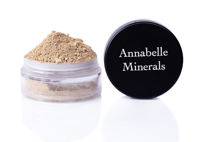 Annabelle Minerals Podkład kryjący Golden Light 4g