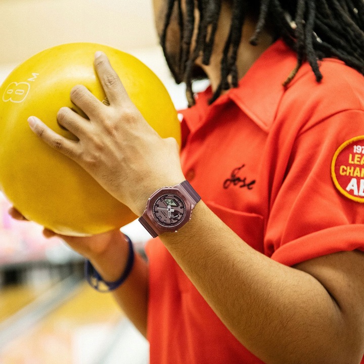 Zegarek Casio G-SHOCK Octagon Carbon Core Guard Casio-GM-2100MF-5AER