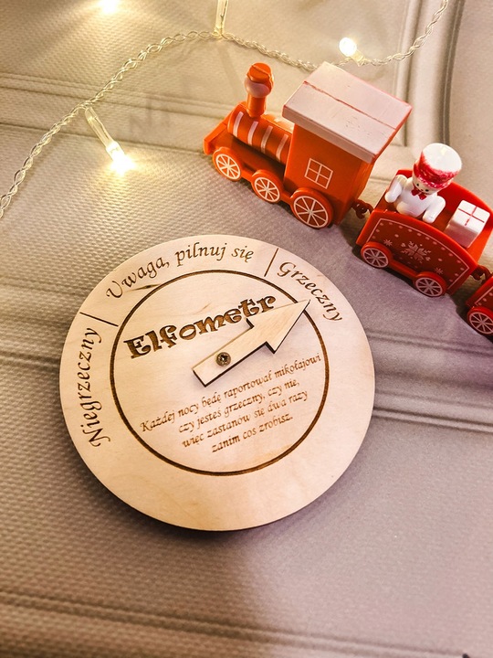 ELFOMETR DLA ELFA PSOTNIKA ON THE SHELF MIERZY GRZECZNOŚĆ DREWNO GADŻET