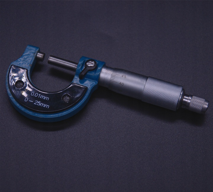 MIKROMETR NONIUSZOWY ZEWNĘTRZNY 0.01MM 0-25 MM