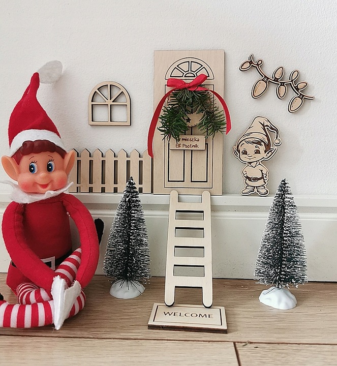 ELF PSOTNIK maskotka on behaving badly zabawa krasnal skrzat figurka