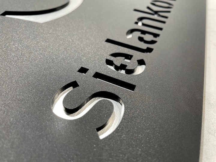 Tabliczka z numerem domu podświetlana solarna 30x40 Tablica Numer Domu