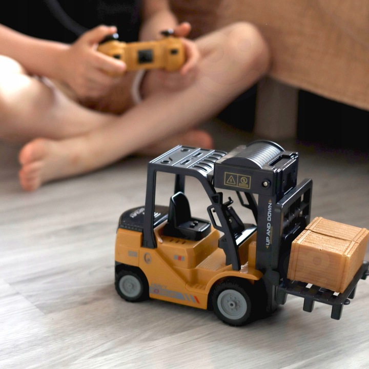 ZDALNIE STEROWANY POJAZD RC NA PILOTA WÓZEK WIDŁOWY AUTO SAMOCHÓD WOOPIE