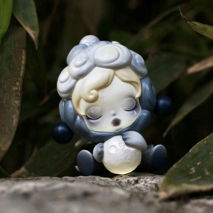 POP MART SKULLPANDA Series : Blind Box Kolekcjonerski + Unikatowy Design