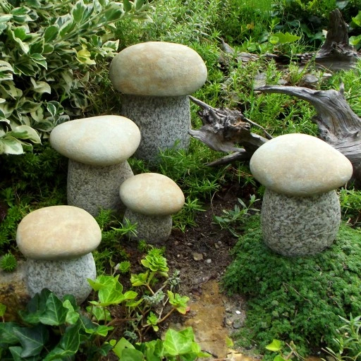 ozdobne kamienie figurki ekologiczne grzyby 5 szt