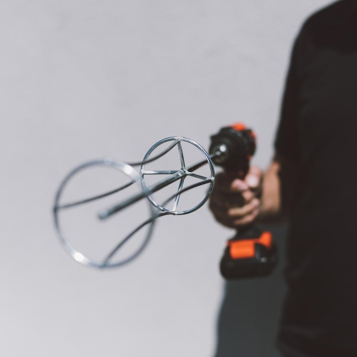 Przyrząd do czyszczenia wałków malarskich i wałków do gładzi KUBALA (4000)