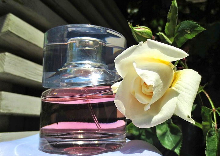 HUGO BOSS FEMME EDP 75ML FLAKON BEZ KORKA