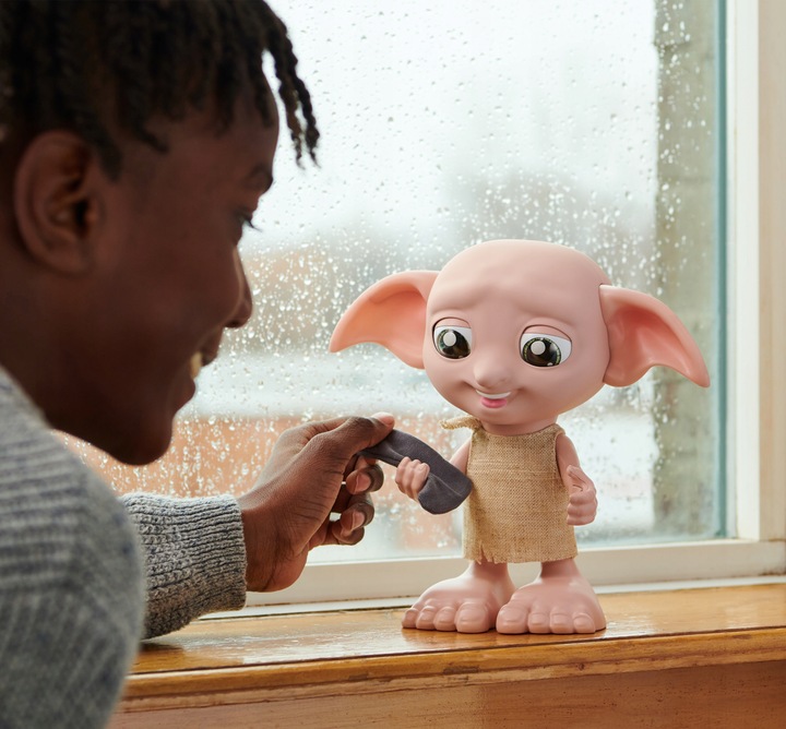 ZGREDEK HARRY POTTER INTERAKTYWNA FIGURKA MÓWIĄCY DOMOWY SKRZAT 22 CM DŹW