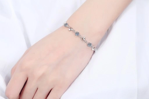 Bransoletka Srebrna Serduszko Cyrkonie Celebryka