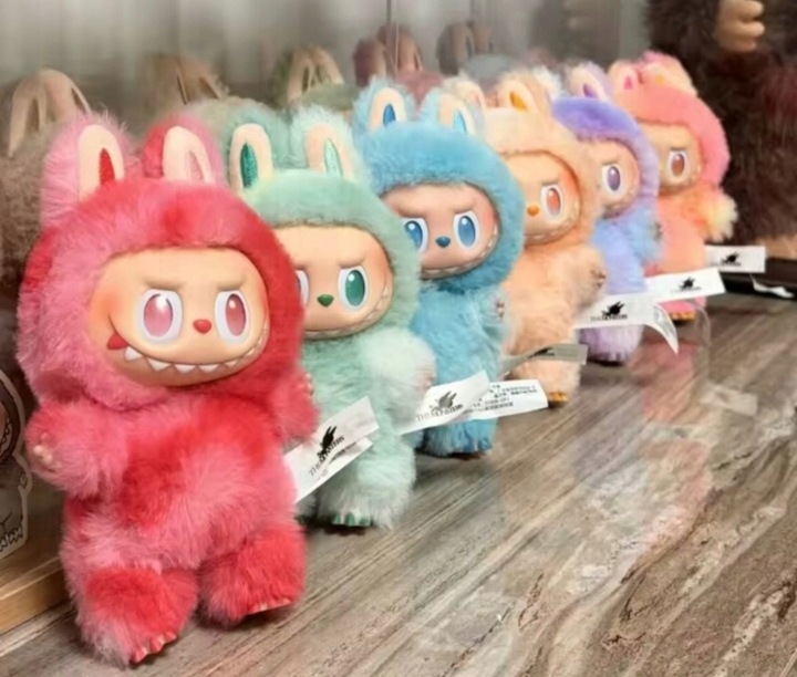 LABUBU The Monsters Lalka Maskotka Brelok Niespodzianka Figurka