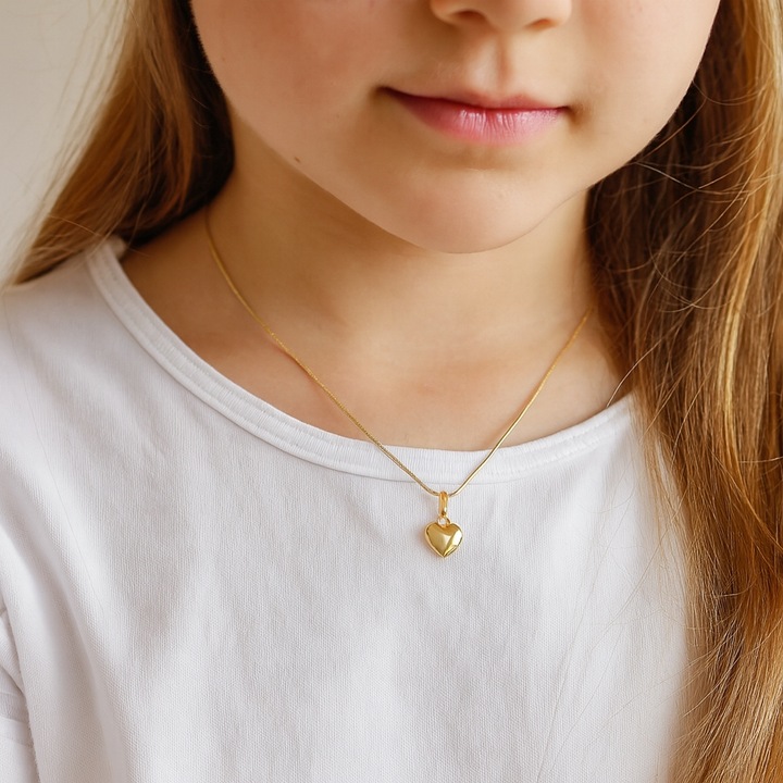ZŁOTY ŁAŃCUSZEK Z SERDUSZKIEM NASZYJNIK DLA DZIEWCZYNKI, STAL CHIRURGICZNA