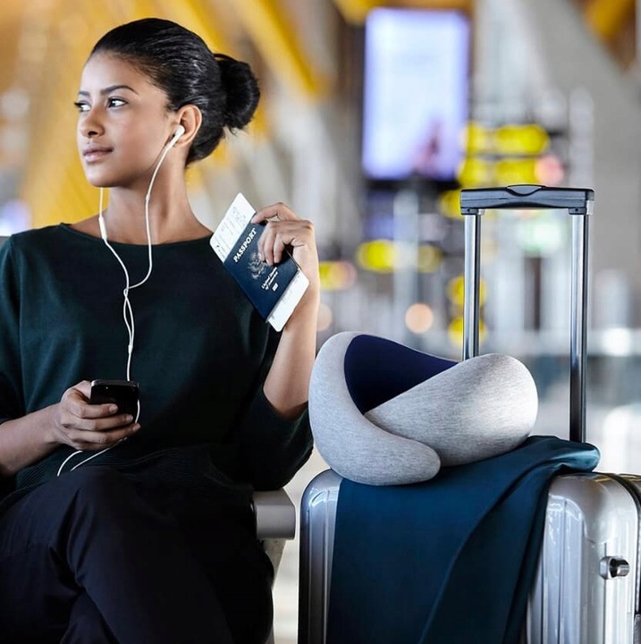 Poduszka podróżna GO dark night Ostrichpillow