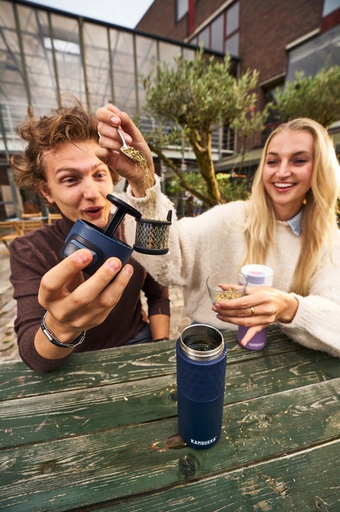 Zestaw Kambukka Warm Up kubek termiczny 500ml z zaparzaczem do herbaty