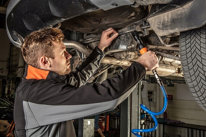 NEO TOOLS KLUCZ UDAROWY PNEUMATYCZNY KĄTOWY GRZECHOTKA 88Nm 1/2'' 14-012