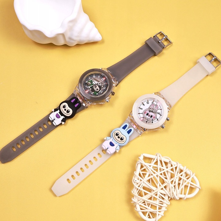 zegarek LABUBU ledowy ŚWIECĄCY dziecięcy młodzieżowy modny wskazówkowy