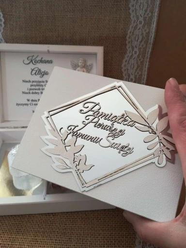 Pudełko na pieniądze prezent Pamiątka I Komunii chrzestnej dziadków aniołek