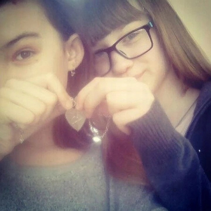 NASZYJNIK 2 NAJLEPSZYCH PRZYJACIÓŁEK BFF 24H