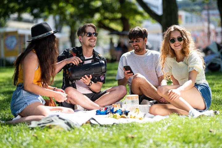 PRZENOŚNY GŁOŚNIK BLUETOOTH 40W RADIO FM AUX do 15h USB MicroSD GoGEN