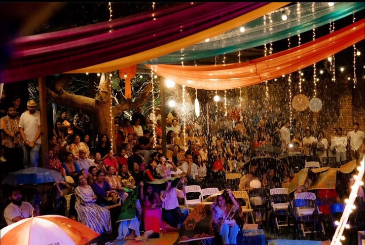 Phoenix Flap składane krzesło nowoczesny design PYTHON zielony