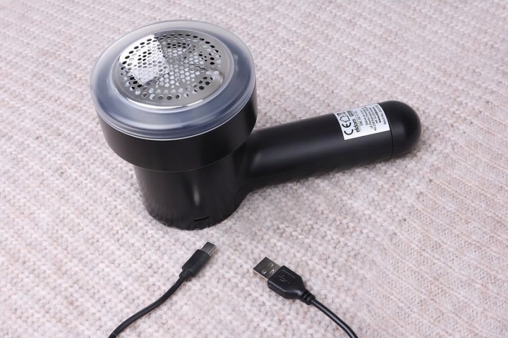 Golarka do ubrań SWETRÓW TAPICERKI GDS9 USB LCD