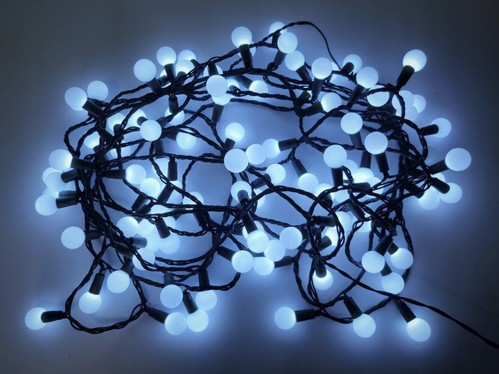 LAMPKI CHOINKOWE KULKI 100 LED ZIMNA BIEL 8 FUNKCJI IP44 NA CHOINKĘ CHOINKA