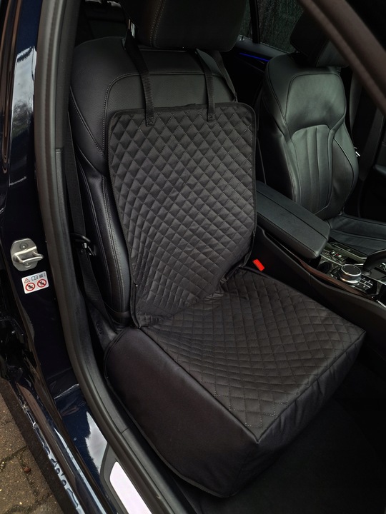 Mata ochronna na fotel dla psa kota do samochodu