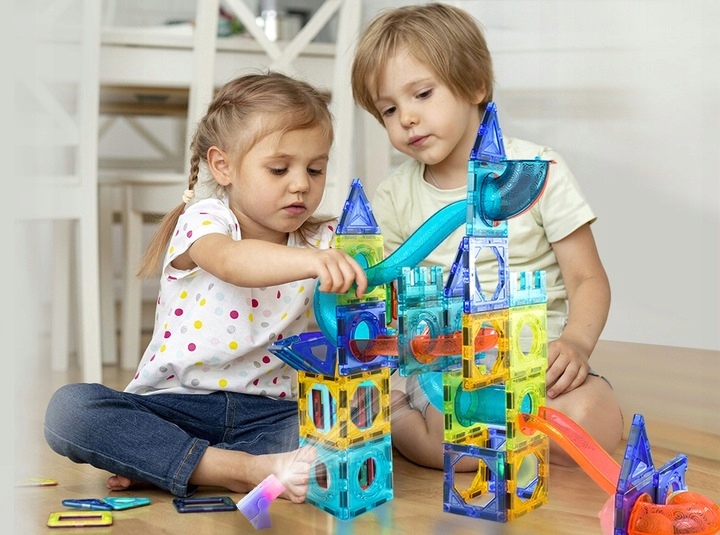 EDUKACYJNA ZABAWKA DLA DZIECKA 4 5 6 7 8 LATKA ZAMEK KLOCKI MAGNETYCZNE