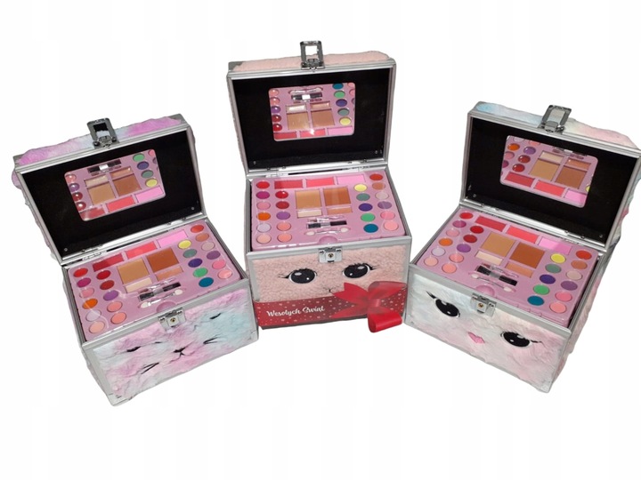 Kosmetyczka walizka dziecięca z produktami do makijażu I Love My Style 32