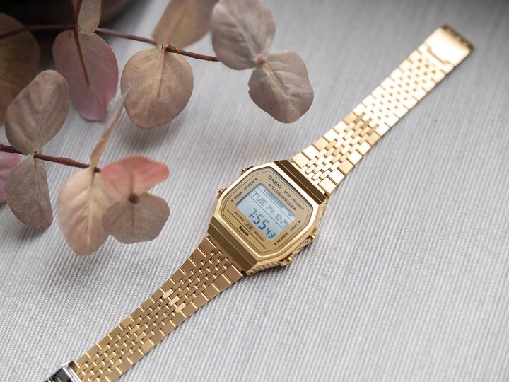 ZEGAREK CASIO ABL-100WEG-9AEF VINTAGE ZŁOTY BLUETOOH KROKOMIERZ DATOWNIK