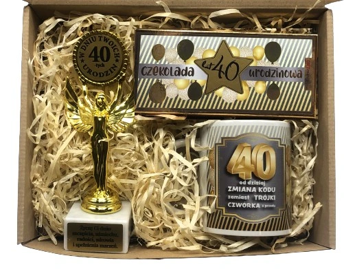 Prezent Na Urodziny 18-99 Zestaw Kosz Prezentowy Statuetka Kubek Czekolada