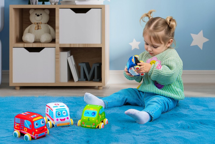 PLUSZOWE MIĘKKIE AUTKA SAMOCHODZIKI Z NAPĘDEM ZESTAW 4 SZTUK