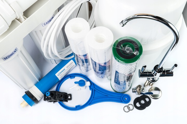 filtr System odwróconej osmozy RO7 z mineralizatorem i nowoczesnym kranem