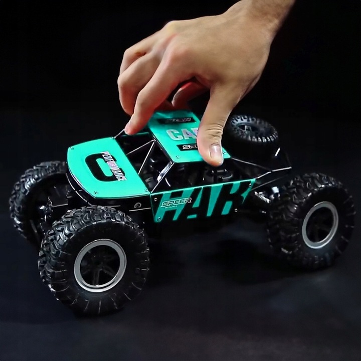 SAMOCHÓD ZDALNIE STEROWANY AUTO WYŚCIGOWE PILOT 4X4 PREZENT POD CHOINKĘ