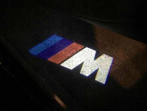 PROJEKTOR LED LOGO DO BMW E87 E60 E90 X3 X5 X6 F10